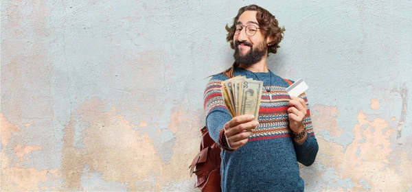 Fiatal Hippi Férfi Hitelkártyával — Stock Fotó