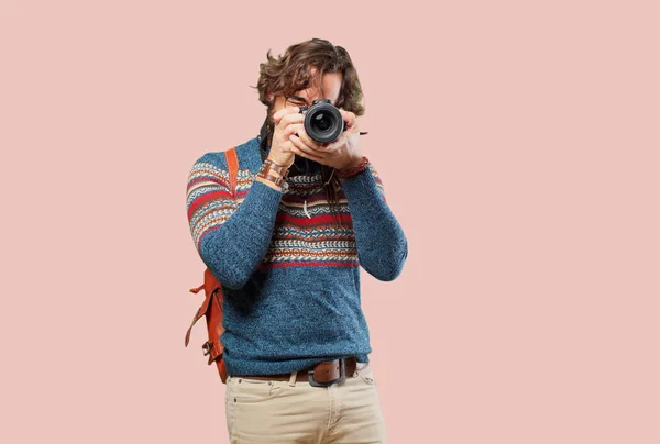 Joven Hippie Hombre Fotógrafo — Foto de Stock