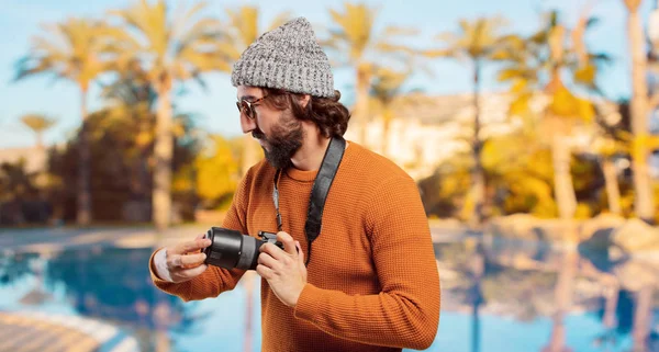 Young Bearded Man Photo Camera — Stock Photo, Image
