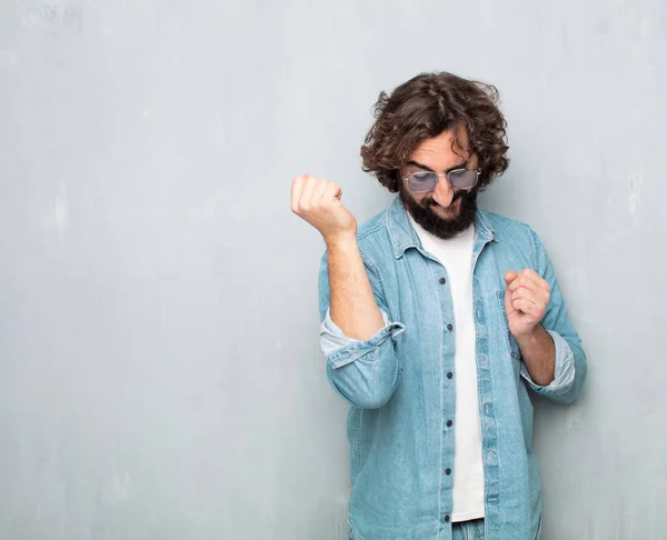 Joven Turista Bailando Celebrando — Foto de Stock