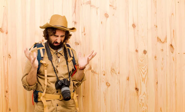 Young Crazy Explorer Straw Hat Backpack Wood Background — Stock Photo, Image