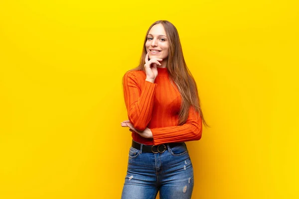 Young Pretty Woman Smiling Happily Daydreaming Doubting Looking Side Orange — Stok fotoğraf