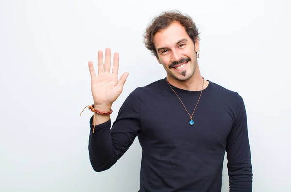 Joven Hombre Guapo Sonriendo Feliz Alegremente Saludando Con Mano Dándote — Foto de Stock