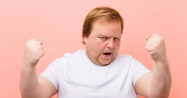 Young Big Size Man Shouting Aggressively Annoyed Frustrated Angry Look — Stock Photo, Image