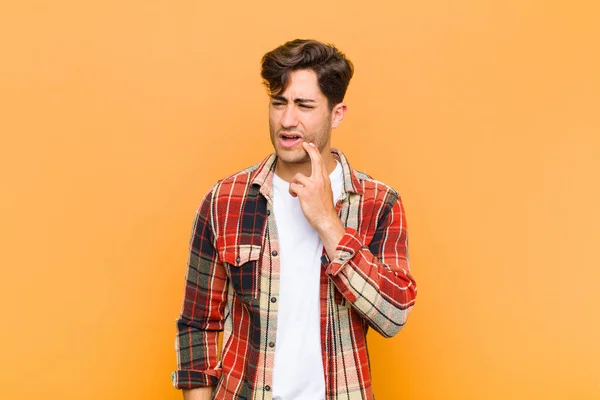 Young Handsome Man Holding Cheek Suffering Painful Toothache Feeling Ill — Stock Photo, Image