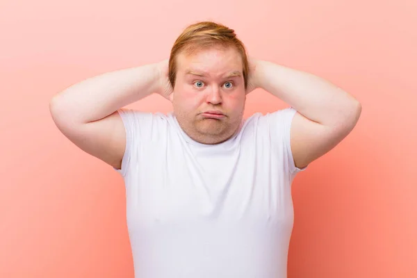 Jeune Homme Grande Taille Sentant Stressé Inquiet Anxieux Effrayé Les — Photo