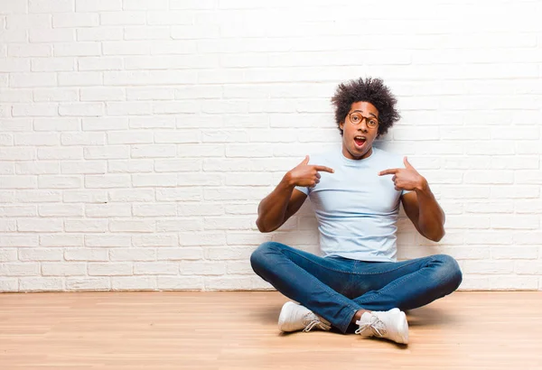 Young Black Man Feeling Happy Surprised Proud Pointing Self Excited — 图库照片