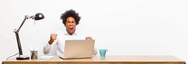 Young Black Businessman Shouting Aggressively Annoyed Frustrated Angry Look Tight — Stock Photo, Image