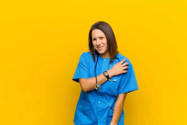 Sich Ängstlich Krank Krank Und Unglücklich Fühlen Schmerzhafte Bauchschmerzen Oder — Stockfoto