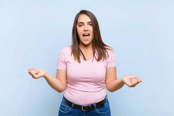 Young Pretty Woman Looking Very Shocked Surprised Staring Open Mouth — Stock Photo, Image