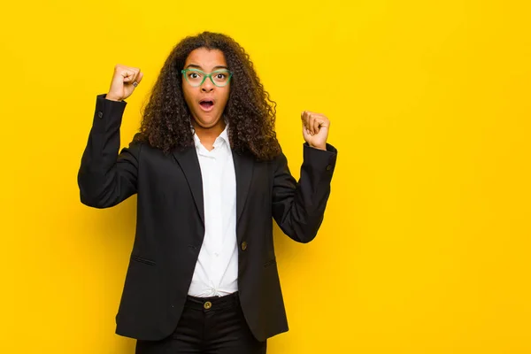 Black Business Woman Celebrating Unbelievable Success Winner Looking Excited Happy — ストック写真