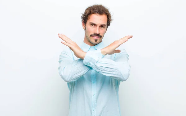 Joven Guapo Hombre Buscando Molesto Enfermo Actitud Diciendo Basta Las —  Fotos de Stock