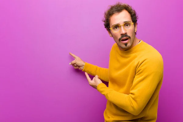 Young Handsome Man Feeling Shocked Surprised Pointing Copy Space Side — Stock Photo, Image