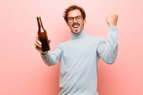 Young Handsome Man Dancing Beer Pink Flat Wall — Stock Photo, Image