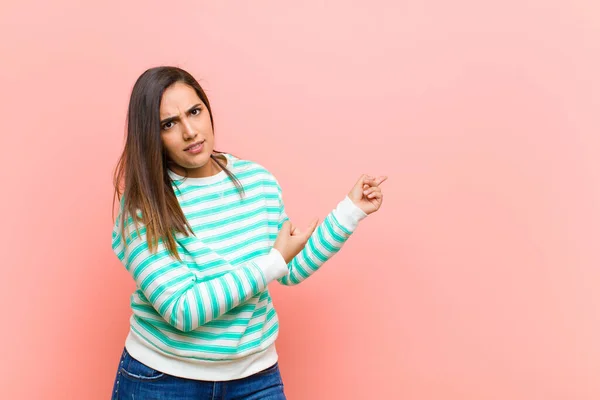 Young Pretty Hispanic Woman Feeling Shocked Surprised Pointing Copy Space — Stockfoto