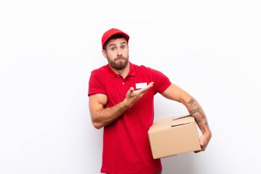 Kafası karışmış ve bilgisiz hissediyorum, şüpheli bir açıklama ya da düşünceyi merak ediyorum. dağıtım konsepti