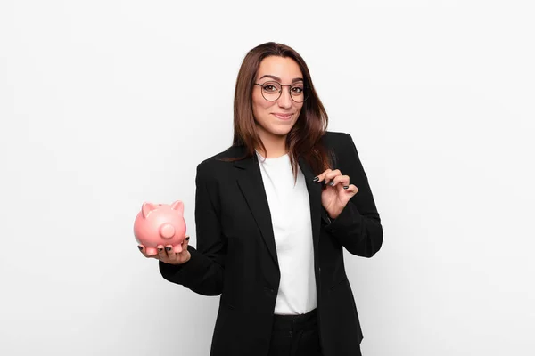 Junge Geschäftsfrau Die Arrogant Erfolgreich Positiv Und Stolz Wirkt Und — Stockfoto