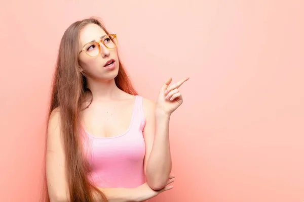 Yound Blonde Woman Smiling Happily Looking Sideways Wondering Thinking Having — Stock Photo, Image