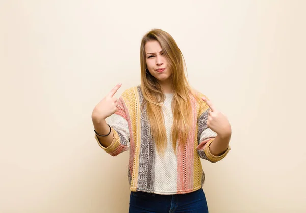 Young Blonde Woman Bad Attitude Looking Proud Aggressive Pointing Upwards — Stock Photo, Image