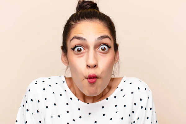 Young Latin Woman Goofy Crazy Surprised Expression Puffing Cheeks Feeling — Stock Photo, Image