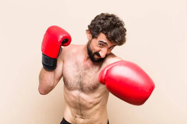 Jeune Homme Barbu Cool Avec Des Gants Boxe Combat Fitness — Photo