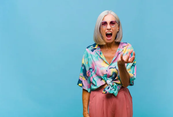Middle Age Cool Woman Looking Angry Annoyed Frustrated Screaming Wtf — Stock Photo, Image