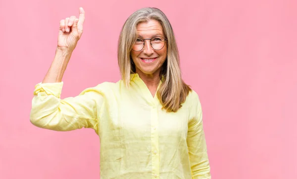 Mezza Età Bella Donna Sente Ansioso Malato Malato Infelice Soffre — Foto Stock