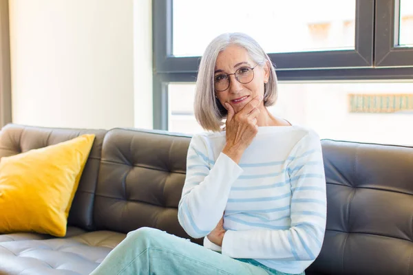 Middle Age Pretty Woman Looking Serious Thoughtful Distrustful One Arm — Stock Photo, Image