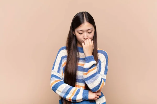 Asian Young Woman Feeling Serious Thoughtful Concerned Staring Sideways Hand — Stock Photo, Image