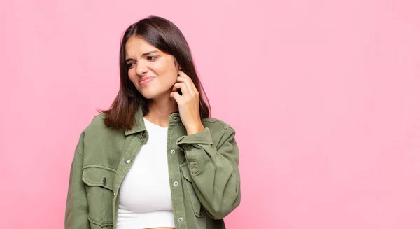 Young Pretty Woman Feeling Stressed Frustrated Tired Rubbing Painful Neck — Stock Photo, Image