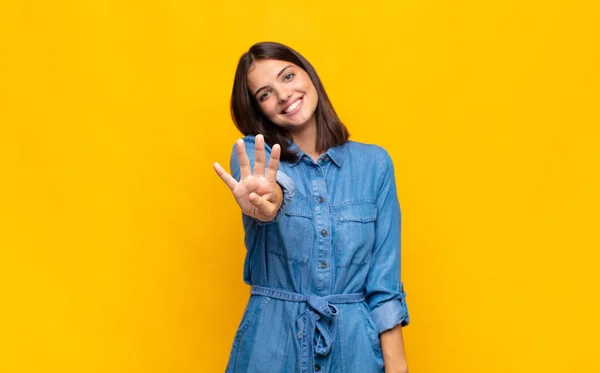 Young Pretty Woman Smiling Looking Friendly Showing Number Four Fourth — Stock Photo, Image
