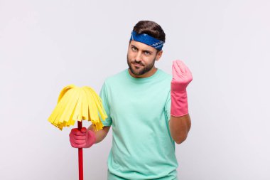 Kapiş ya da para yapan genç adam, sana borçlarını ödemeni söylüyor.!