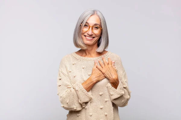 Gray Haired Woman Feeling Romantic Happy Love Smiling Cheerfully Holding — Stock Photo, Image