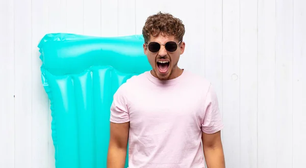 Young Man Shouting Aggressively Looking Very Angry Frustrated Outraged Annoyed — Stock Photo, Image