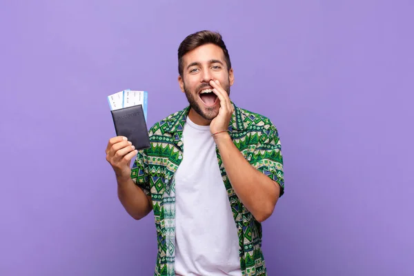 Young Man Feeling Happy Excited Positive Giving Big Shout Out — Stock Photo, Image