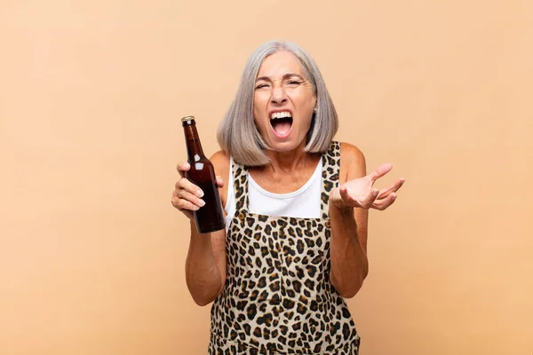 Middle Age Woman Looking Angry Annoyed Frustrated Screaming Wtf Whats — Stock Photo, Image