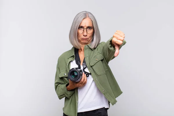 Middle Age Woman Feeling Cross Angry Annoyed Disappointed Displeased Showing — Stock Photo, Image