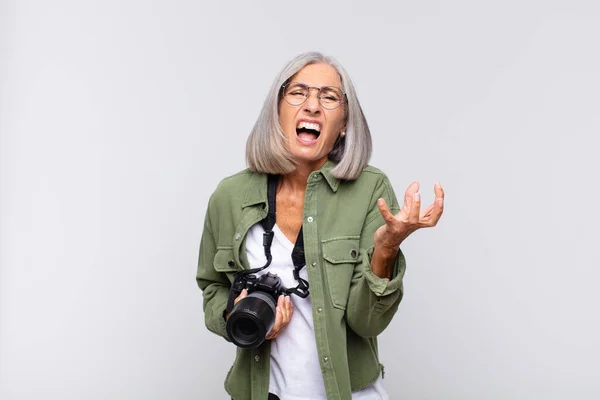 Middle Age Woman Looking Angry Annoyed Frustrated Screaming Wtf Whats — Stock Photo, Image