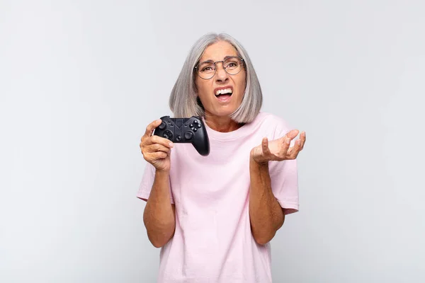 Middle Age Woman Looking Desperate Frustrated Stressed Unhappy Annoyed Shouting — Stock Photo, Image