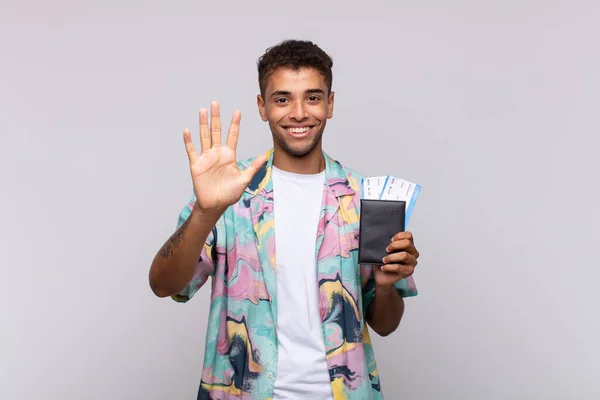 Young South American Man Smiling Looking Friendly Showing Number Five — Stock fotografie