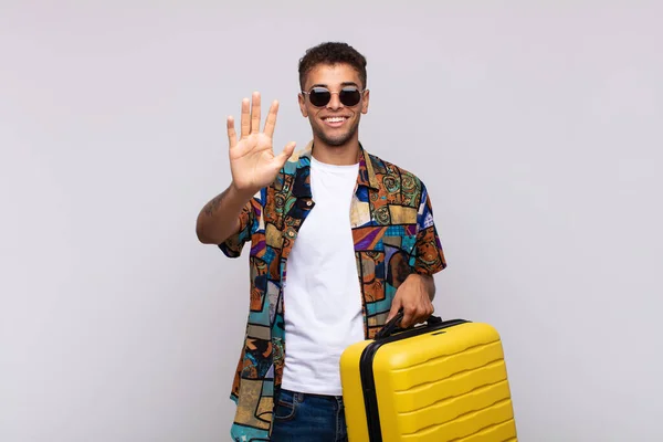 Young South American Man Smiling Looking Friendly Showing Number Five — Stock fotografie