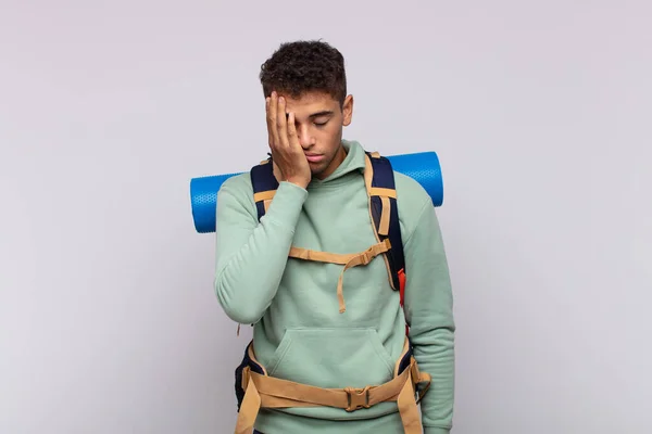 Young Hiker Man Feeling Bored Frustrated Sleepy Tiresome Dull Tedious — Stock Photo, Image