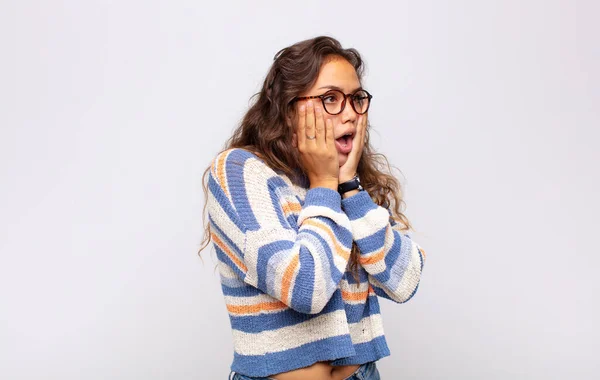 Woman Feeling Happy Excited Surprised Looking Side Both Hands Face — Stock Photo, Image