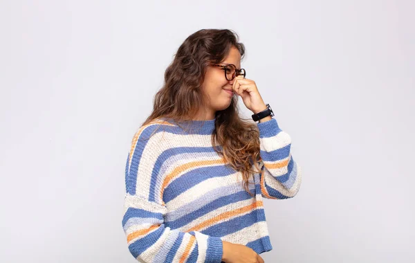 Woman Feeling Disgusted Holding Nose Avoid Smelling Foul Unpleasant Stench — Stock Photo, Image