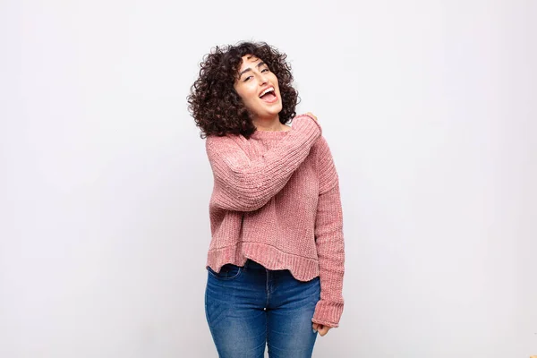 Mujer Sintiéndose Feliz Positiva Exitosa Motivada Ante Reto Celebrando Buenos — Foto de Stock