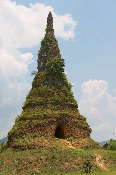 Wat Phra Fun Fun Ancient Stupa Plain Jars Phonsavan Laos — Stock Photo, Image