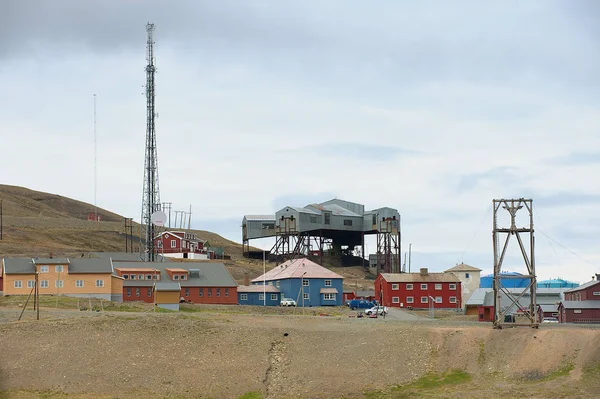 Longyearbyen Norwegen 2011 Blick Auf Die Gebäude Von Longyearbyen Norwegen — Stockfoto