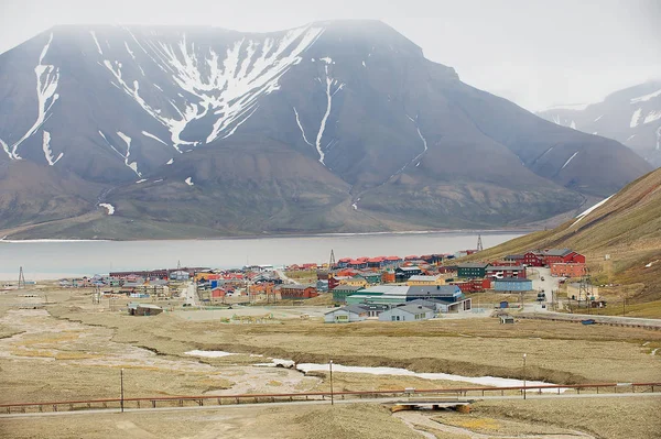 Longyearbyen Norveç Eylül 2011 Longyearbyen Kasaba Norveç Görünümüne — Stok fotoğraf