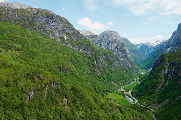 Krásné Malebné Pohled Údolí Naeroydalen Trasy Stalheim Voss Norsko — Stock fotografie