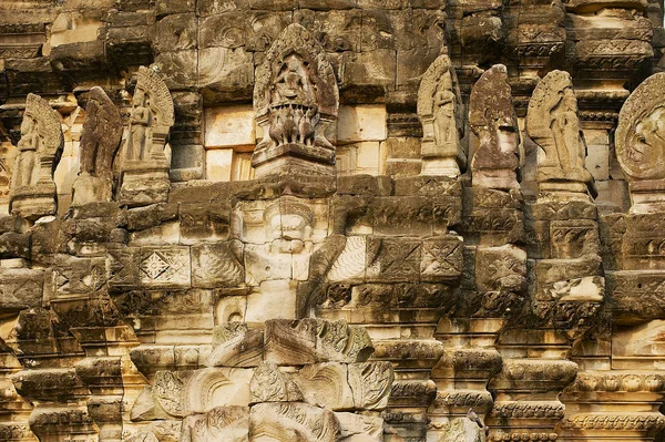 Escultura Arenito Com Motivos Religiosos Nas Ruínas Templo Hindu Parque — Fotografia de Stock